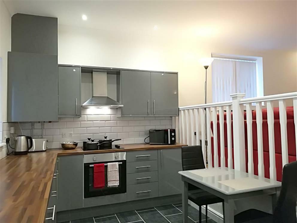 2 Bedroom Modern Apartment, Uplands, Swansea Zewnętrze zdjęcie